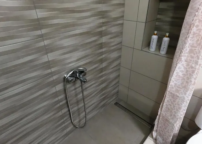 Anatoli's House Apartman